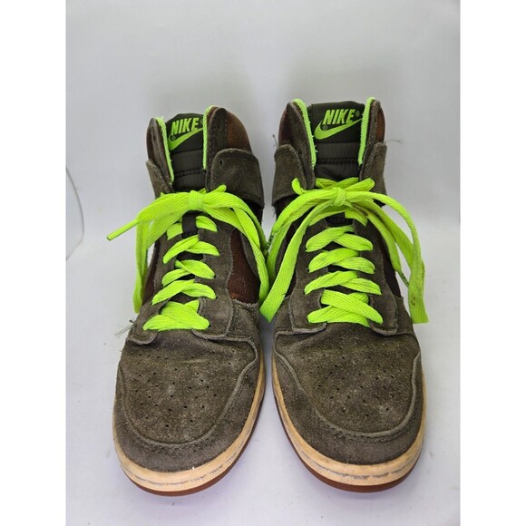Nike Dunk Sky Hi Shoes Womens 6.5 Green Suede Gum Hidden Wedge Platform Sneakers - Picture 2 of 8